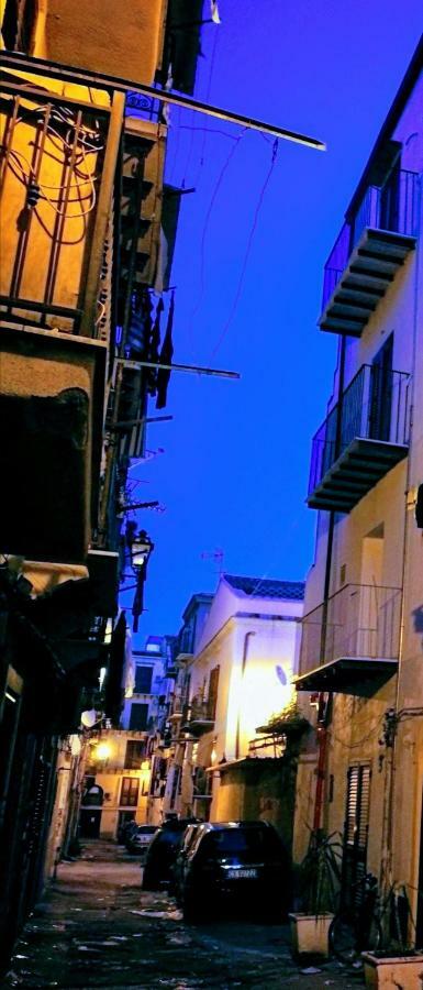 Stranizza D'Amuri, Al Capo Vero Cuore Di Palermo Vedi Anche Atoca1 Buitenkant foto